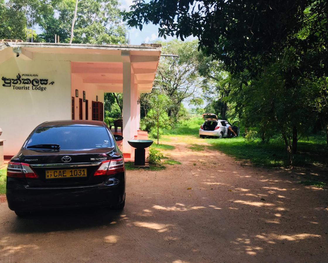 Punkalasa Tourist Lodge Anuradhapura Exterior photo